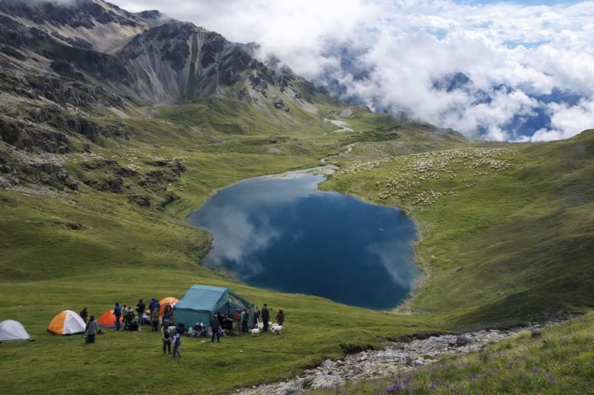 रुकुम पूर्वमा रहेको सुनदहलाई ‘विशेष गन्तव्य’ बनाउन जोड, बजेट विनियोजनको आश्वासन